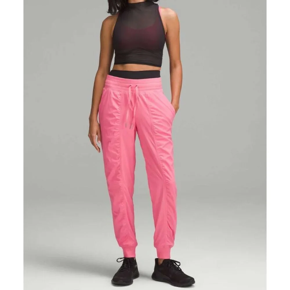 Lululemon Dance Studio Mid-Rise Jogger *Full Length Sakura Pink Size 6 - Picture 1 of 8